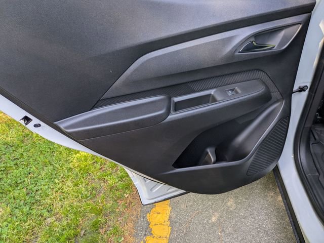 New 2027 Chevrolet Bolt LT w/ Comfort Package FWD image 22