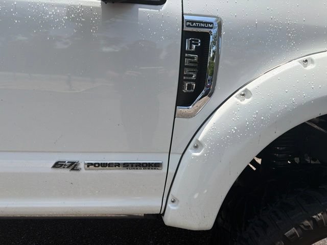 Used 2020 Ford F250 Platinum w/ FX4 Off-Road Package AWD/4WD image 6
