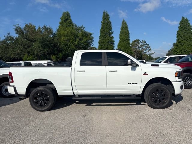 Used 2022 RAM 2500 Big Horn w/ Night Edition AWD/4WD image 4