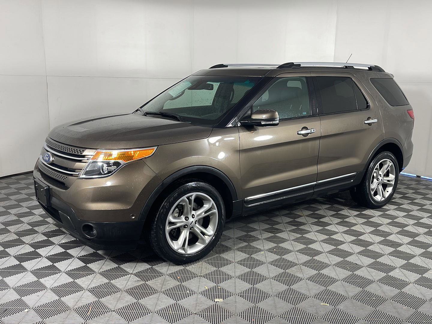 Used 2015 Ford Explorer Limited w/ Equipment Group 302A