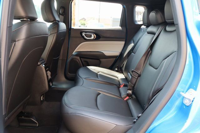 New 2025 Jeep Compass Limited image 36