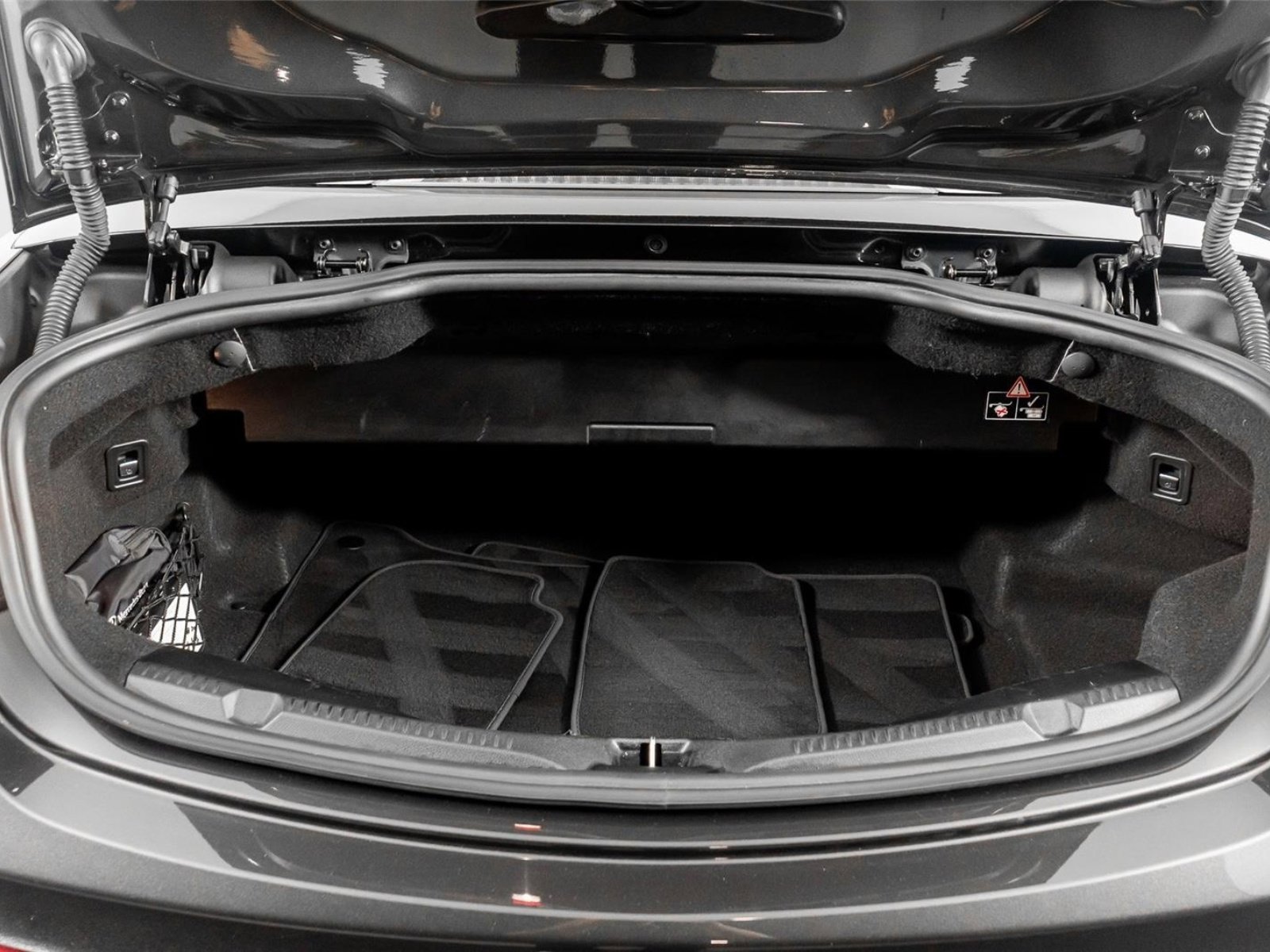 Used 2023 Mercedes-Benz E 450 Cabriolet w/ AMG Line image 48