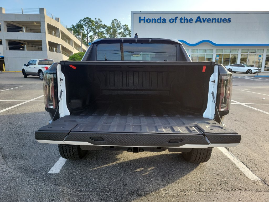 Used 2025 GMC Hummer EV 3X AWD/4WD image 10