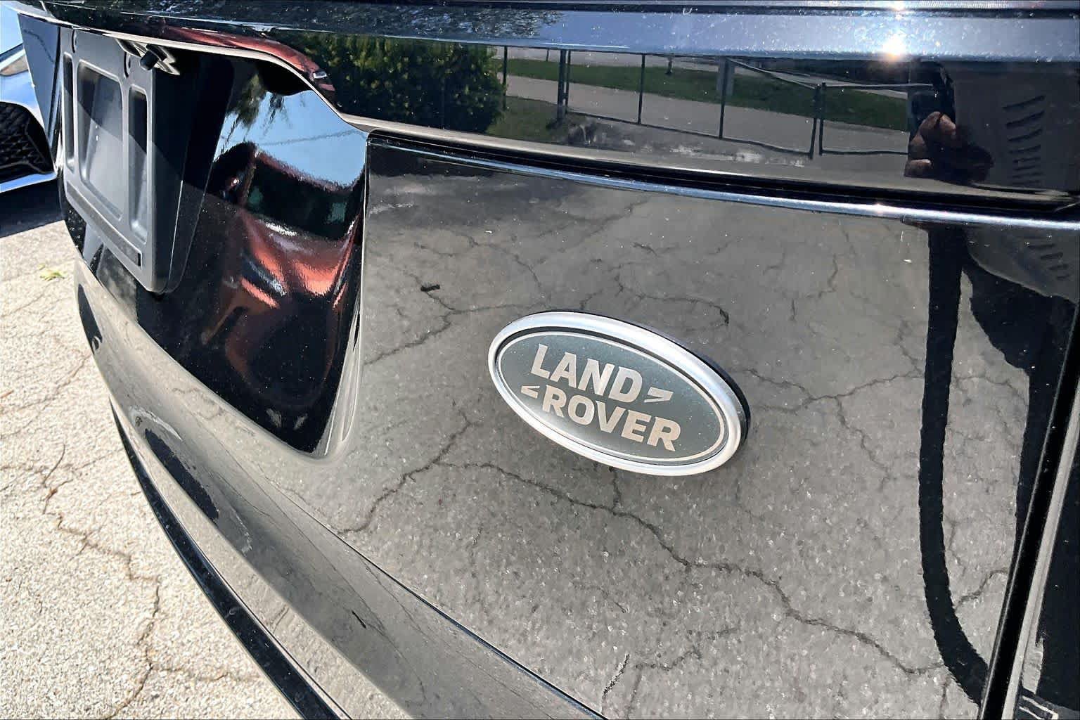Used 2020 Land Rover Range Rover Velar R-Dynamic S AWD/4WD image 10