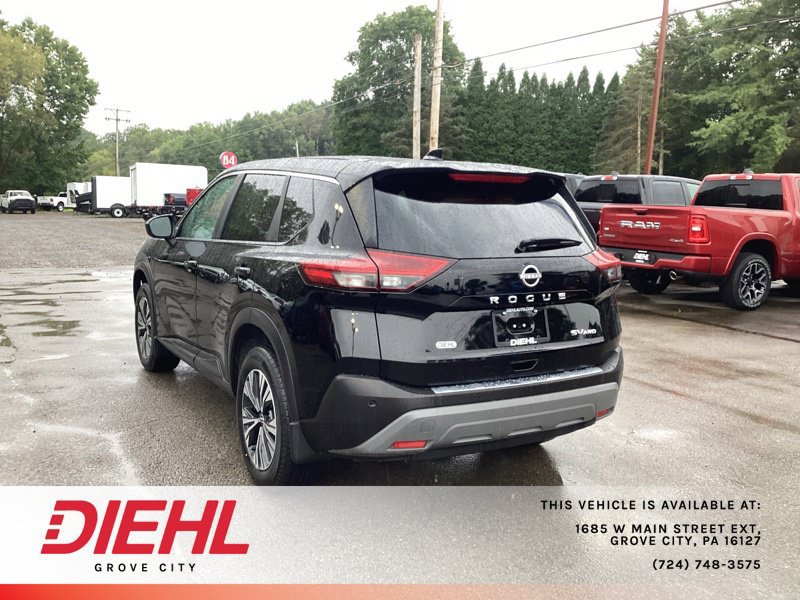 Used 2023 Nissan Rogue SV AWD/4WD image 5