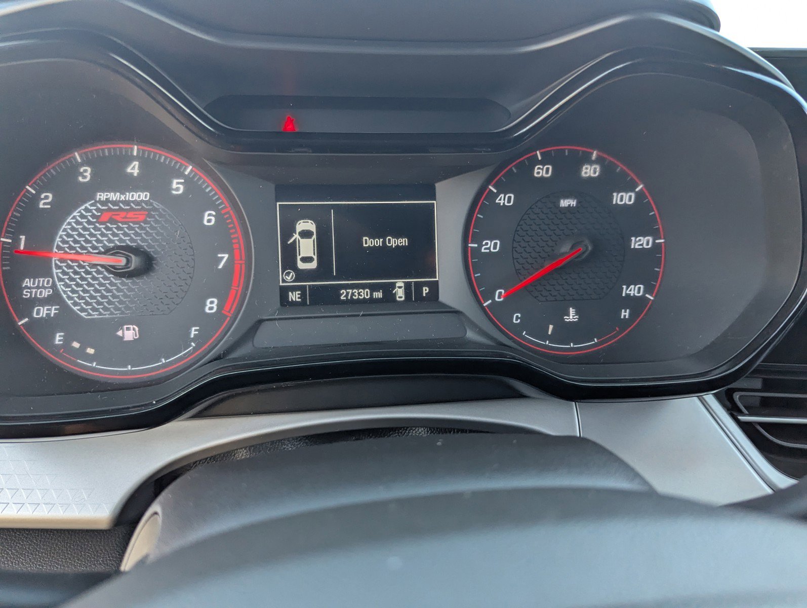 Certified 2024 Chevrolet Trax RS w/ Driver Confidence Package image 30