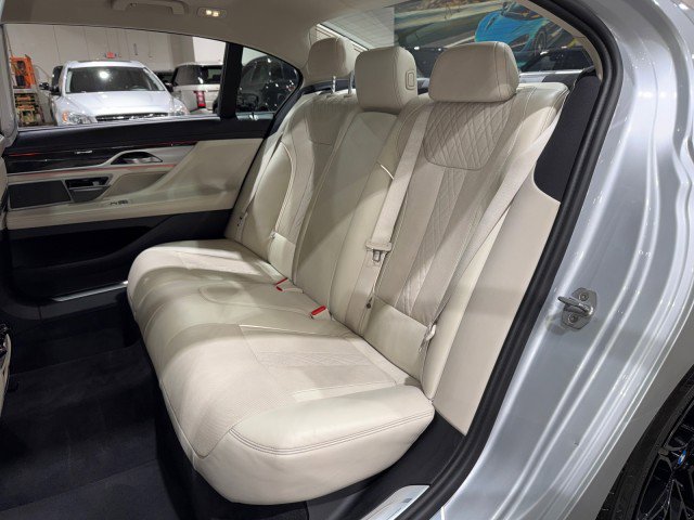 Used 2016 BMW 750i xDrive image 56