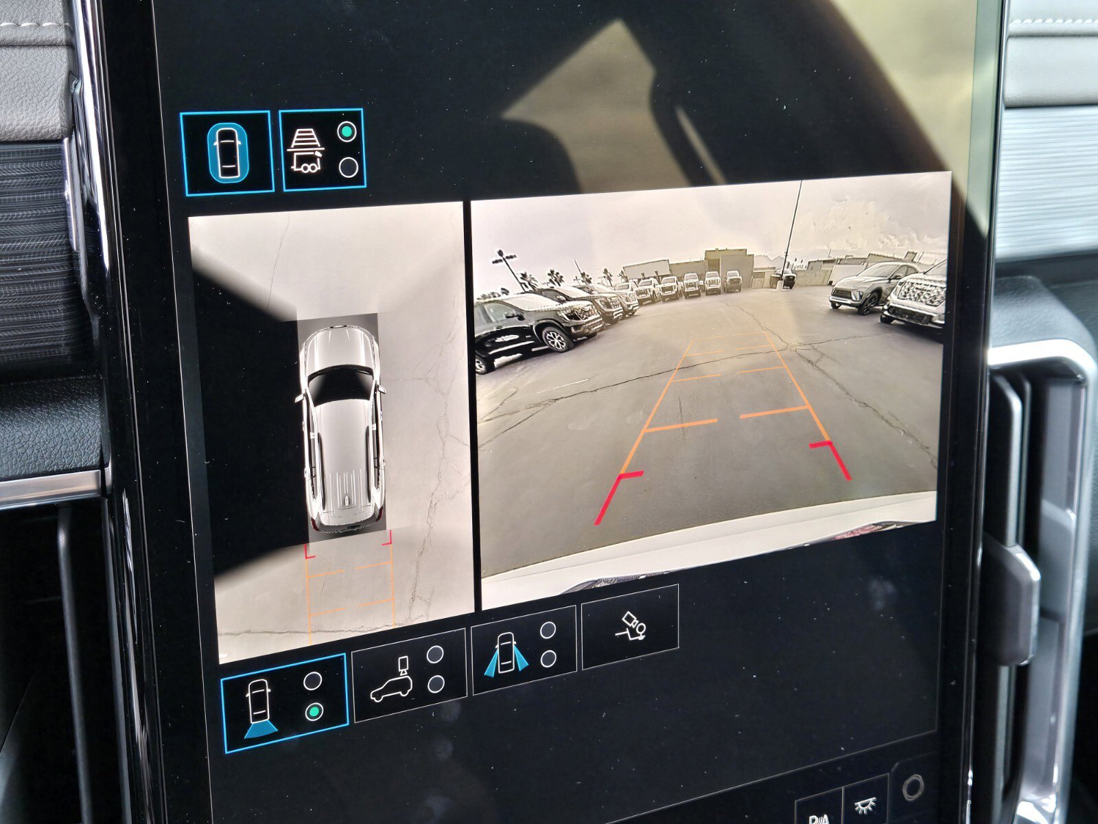 New 2025 GMC Acadia Elevation image 14