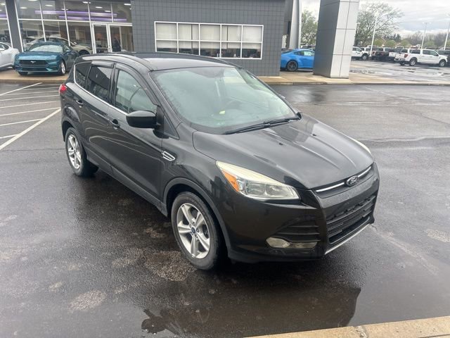 Used 2015 Ford Escape SE image 1