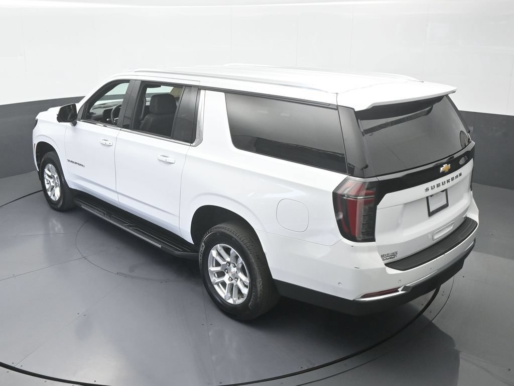 Used 2025 Chevrolet Suburban LT RWD image 56