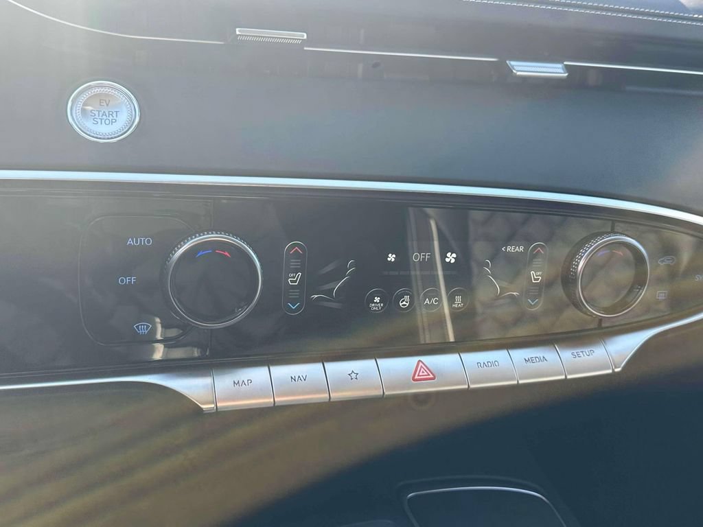 New 2025 Genesis Electrified GV70 w/ Prestige Package AWD/4WD image 26
