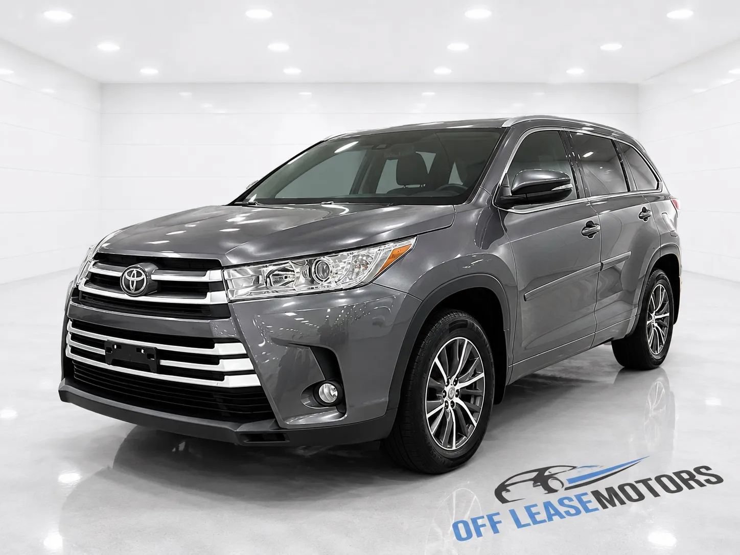 Used 2018 Toyota Highlander XLE w/ Protection Package #3