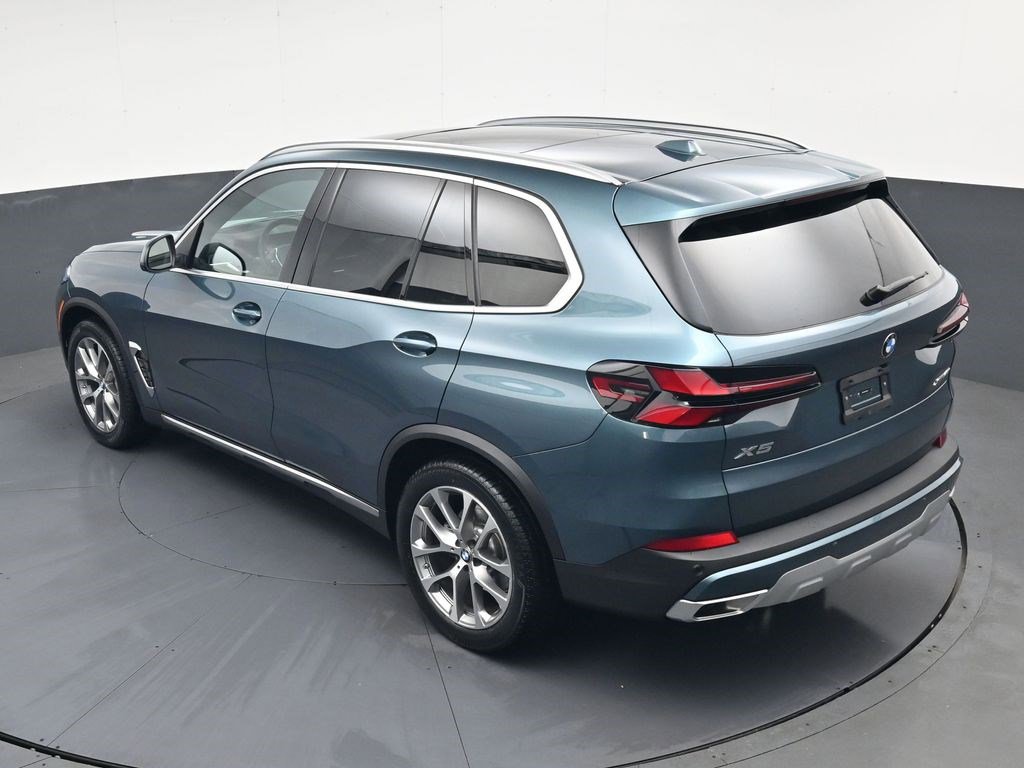 Used 2025 BMW X5 xDrive40i AWD/4WD image 26