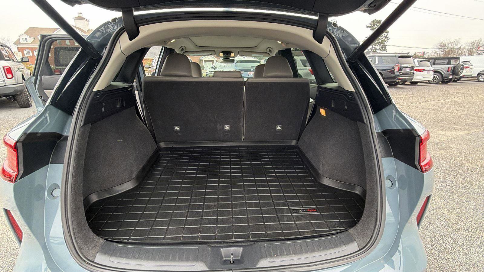 Used 2023 INFINITI QX50 Luxe image 10