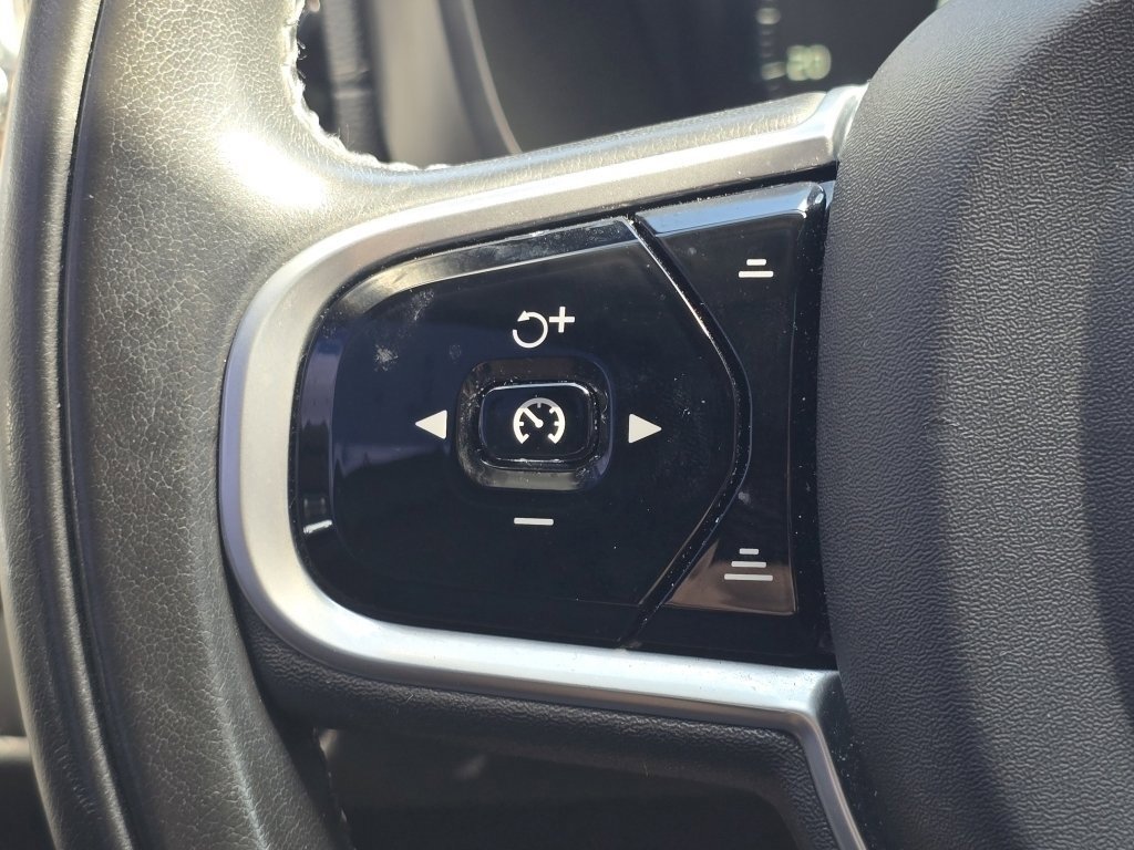 Used 2019 Volvo XC60 T6 Inscription w/ Protection Package Premier image 26