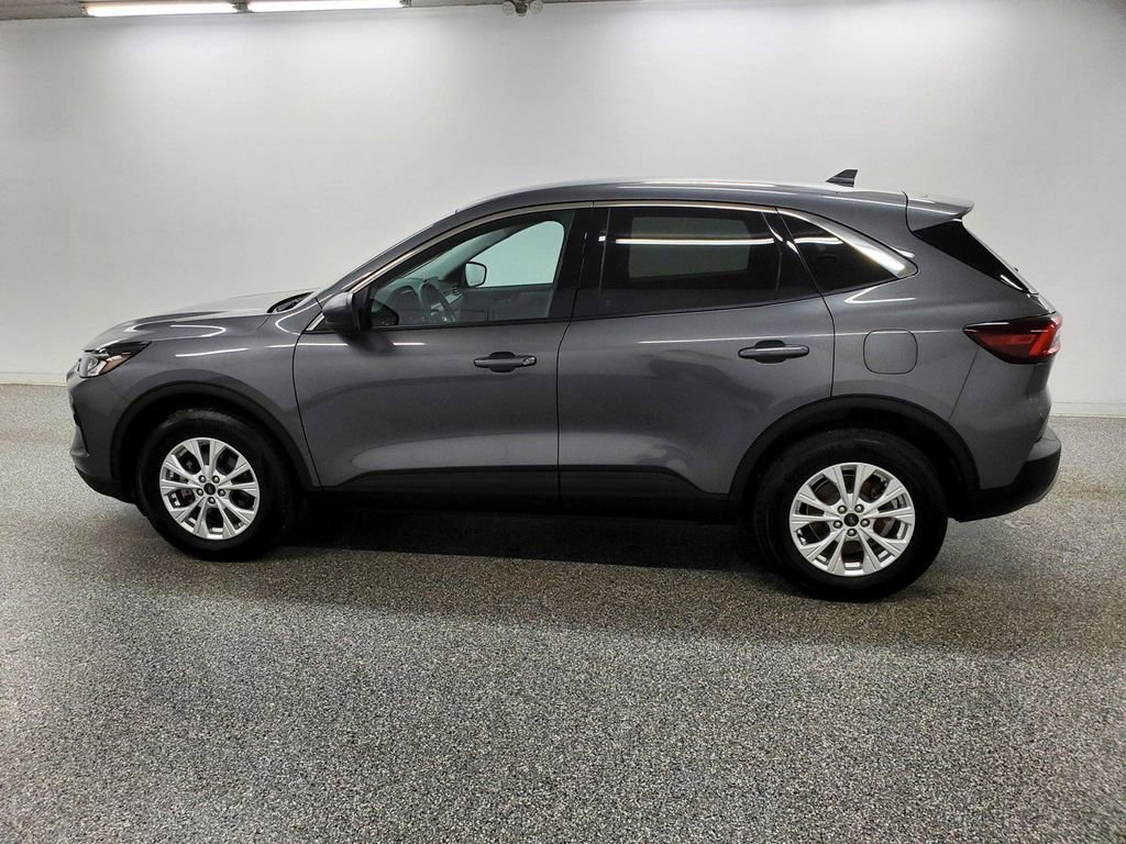Used 2023 Ford Escape Active AWD/4WD image 8
