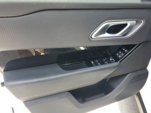 Used 2021 Land Rover Range Rover Velar S AWD/4WD image 19