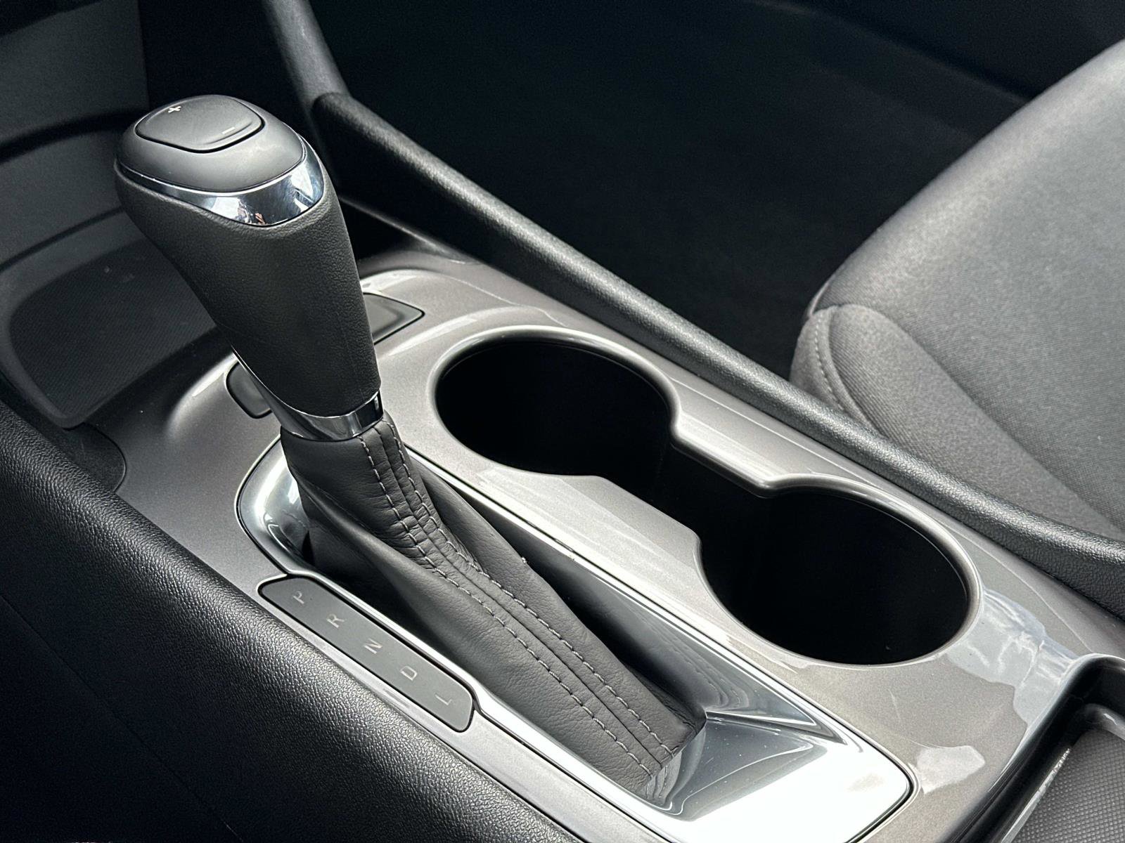 Certified 2020 Chevrolet Malibu LS FWD image 30