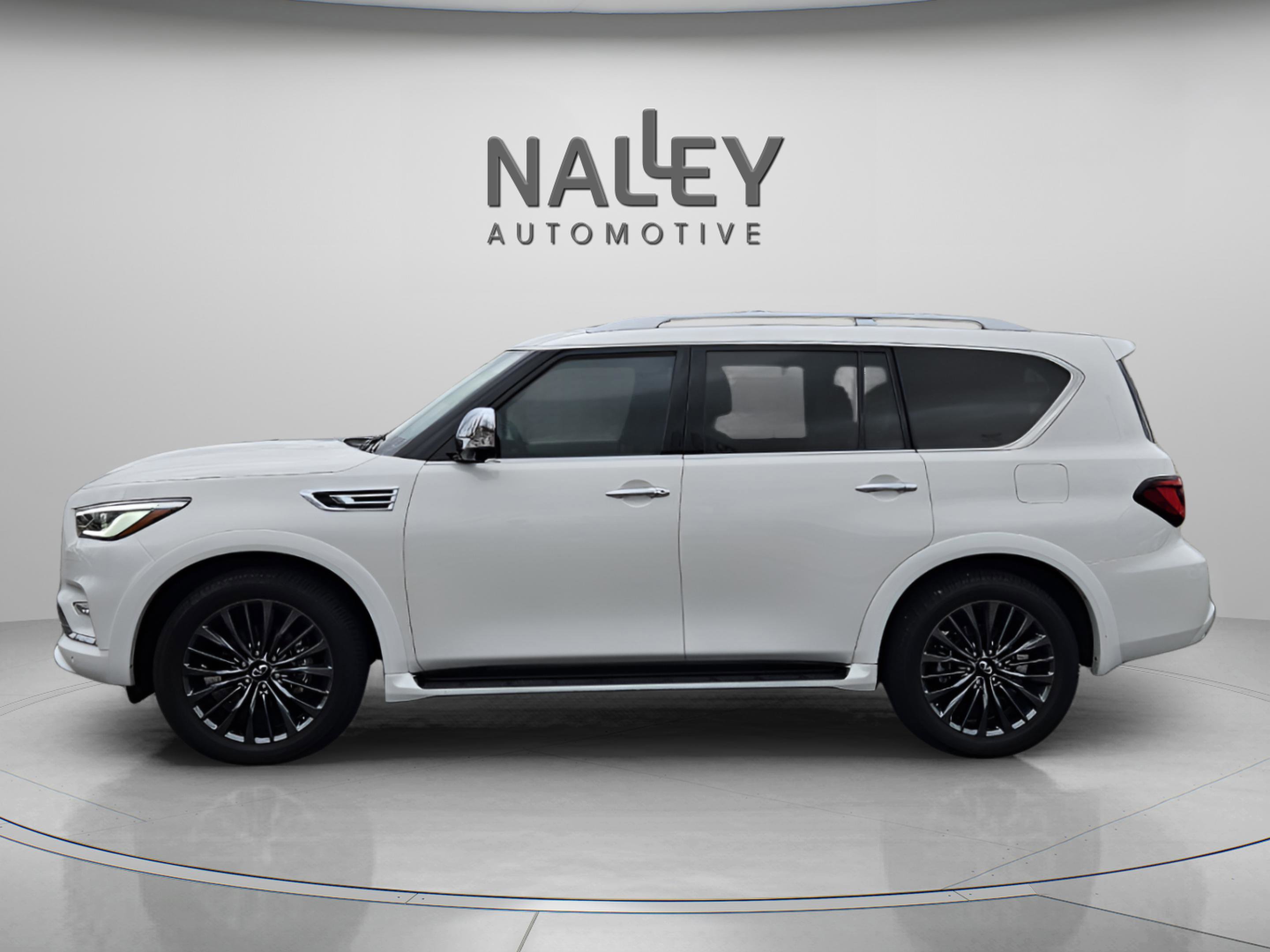 Certified 2024 INFINITI QX80 Sensory w/ All-Season Package image 3