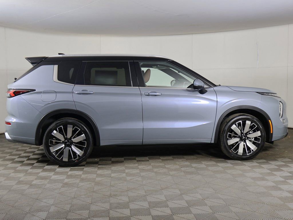 New 2026 Mitsubishi Outlander SEL AWD/4WD image 22