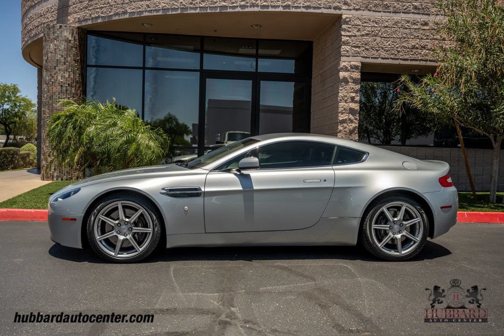 Used 2008 Aston Martin V8 Vantage Coupe RWD image 4