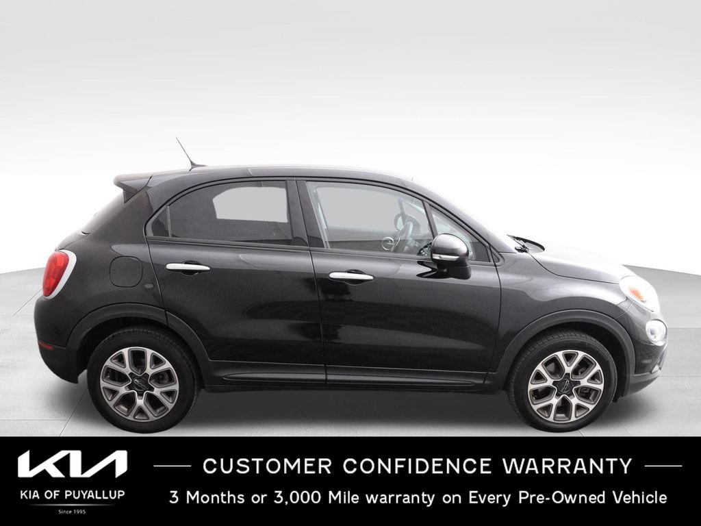Used 2017 FIAT 500X Trekking w/ Cold Weather Package FWD image 4