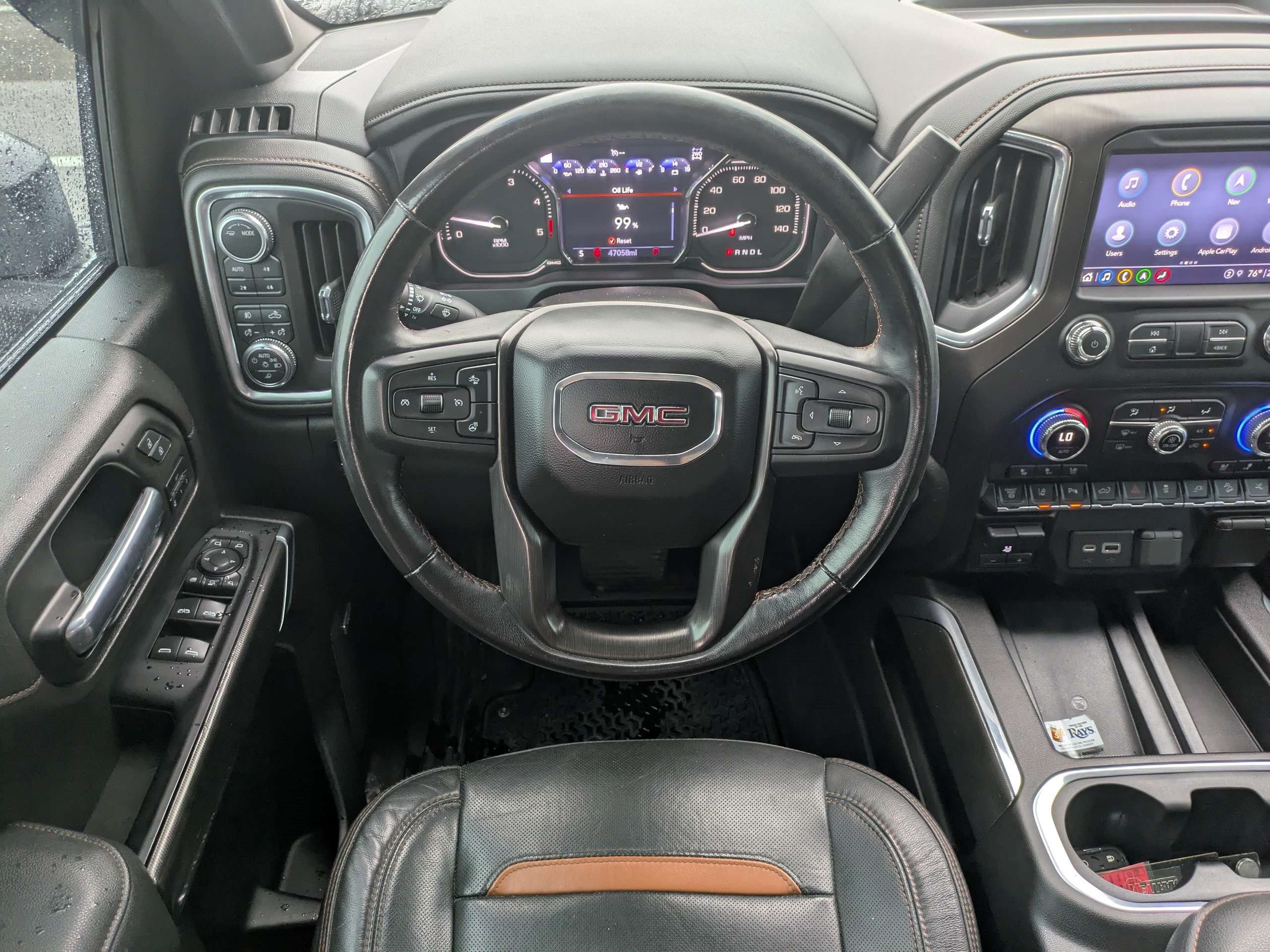 Used 2022 GMC Sierra 2500 AT4 w/ AT4 Premium Plus Package AWD/4WD image 17
