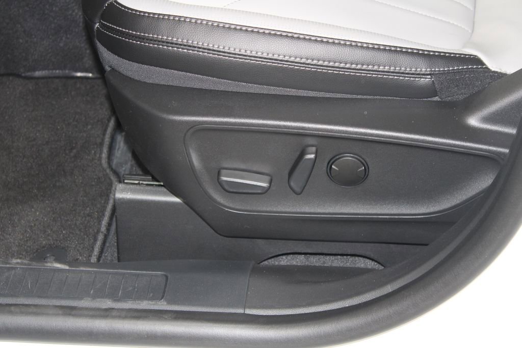 New 2026 Ford Escape Platinum w/ Premium Technology Package image 20