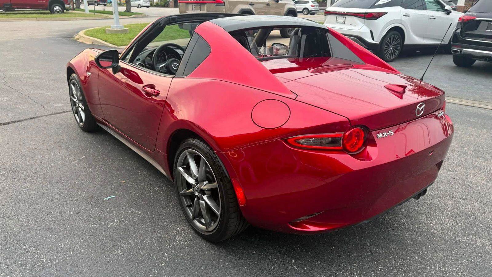 Used 2022 MAZDA MX-5 Miata RF Grand Touring RWD image 20