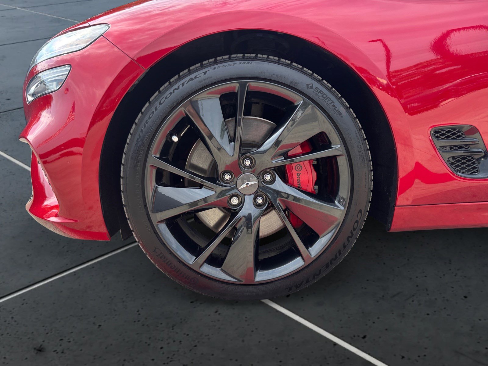 Used 2023 Genesis G70 3.3T w/ Sport Prestige Package image 14