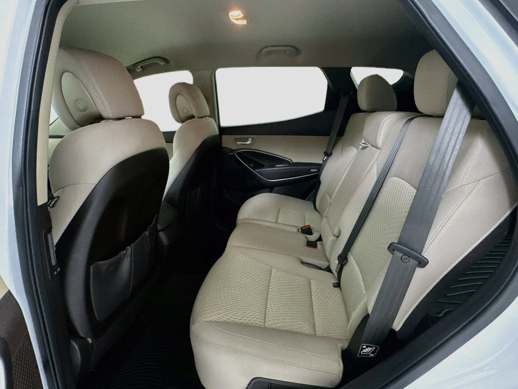 Used 2018 Hyundai Santa Fe Sport w/ 2.4L Value Package 02 AWD/4WD image 23