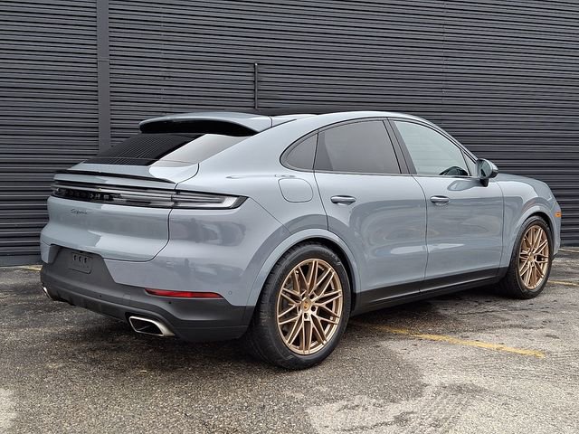 Certified 2024 Porsche Cayenne Coupe image 7