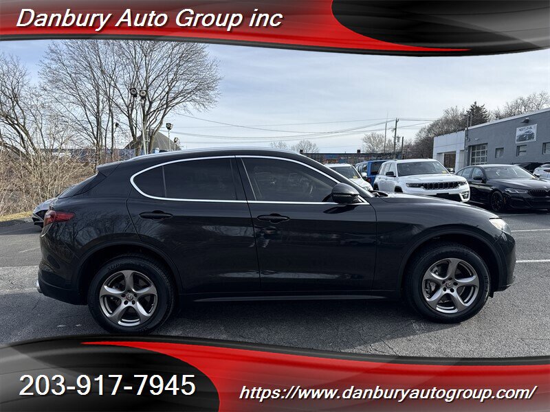 Used 2021 Alfa Romeo Stelvio Sprint w/ Cold Weather Package AWD/4WD image 7