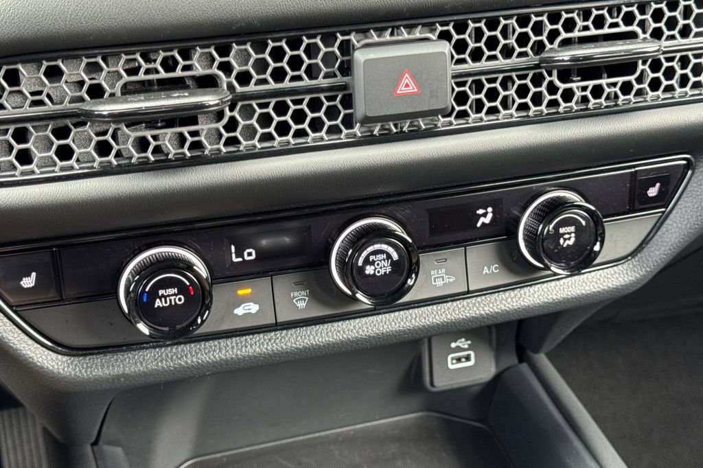 Certified 2025 Honda HR-V Sport image 25