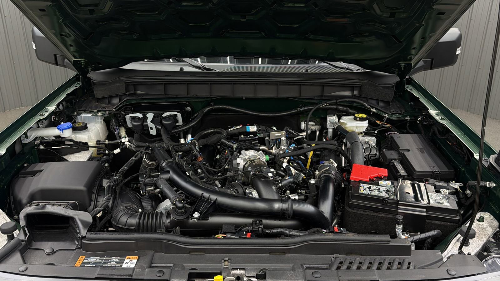 Used 2025 Ford Bronco Badlands image 19