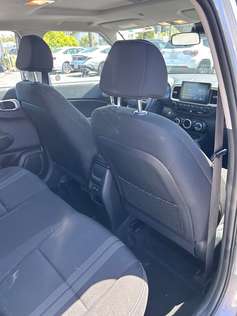 Used 2025 Hyundai Venue SEL FWD image 15