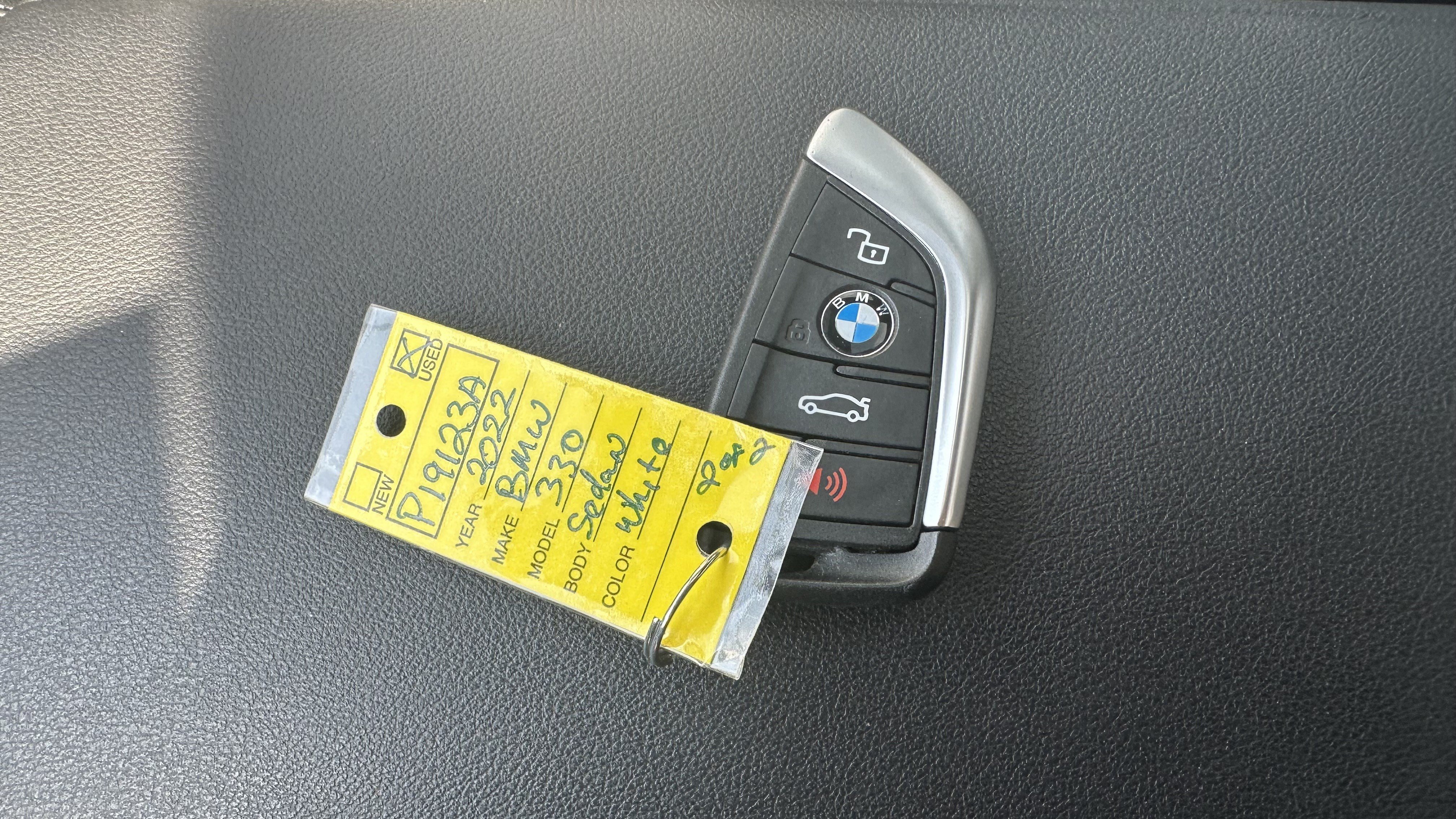 Used 2022 BMW 330i xDrive Sedan w/ Driving Assistance Package AWD/4WD image 35