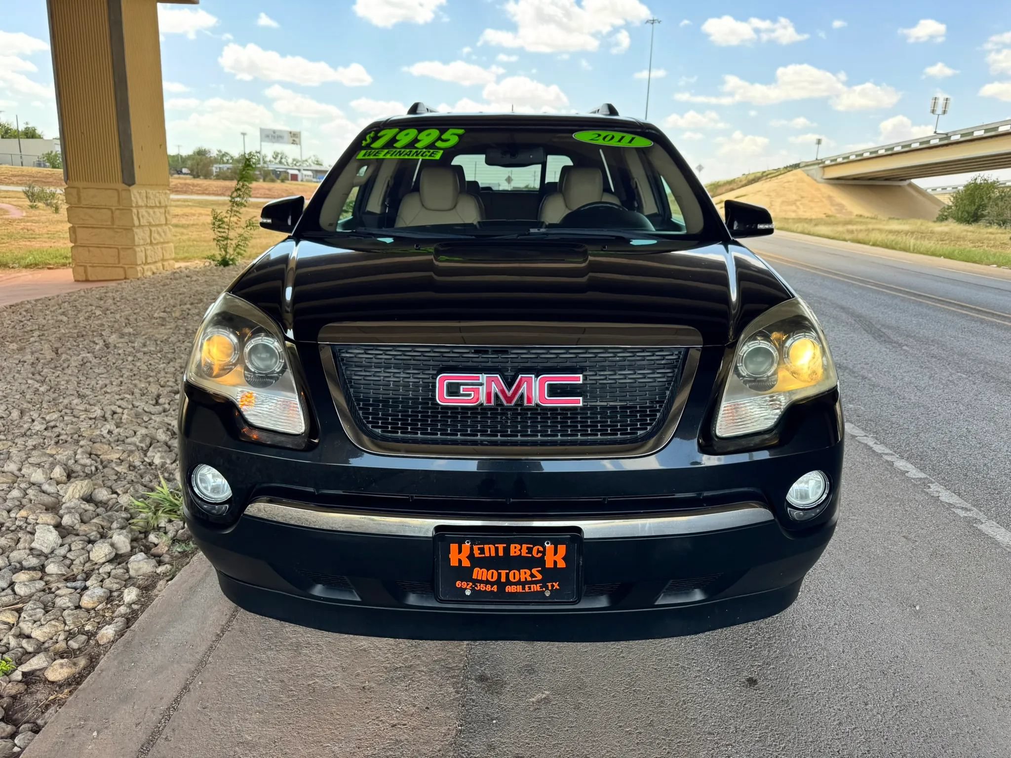 Used 2011 GMC Acadia SLT FWD image 8