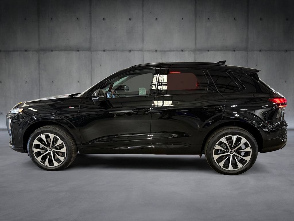 New 2026 Audi Q3 quattro 2.0T AWD/4WD image 2