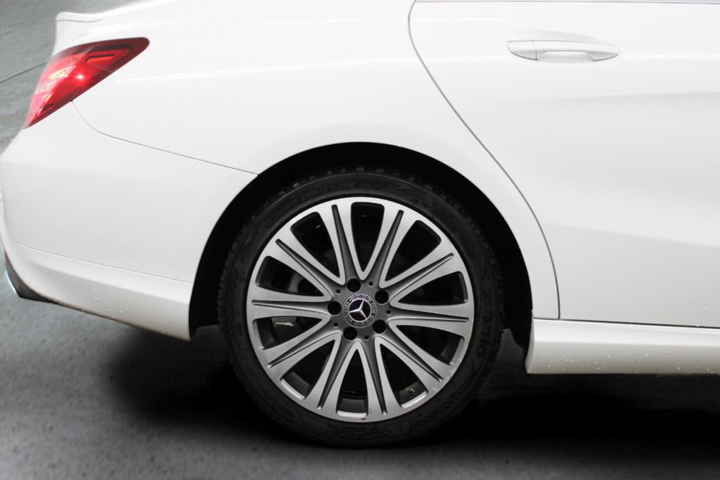 Used 2018 Mercedes-Benz CLA 250 image 12