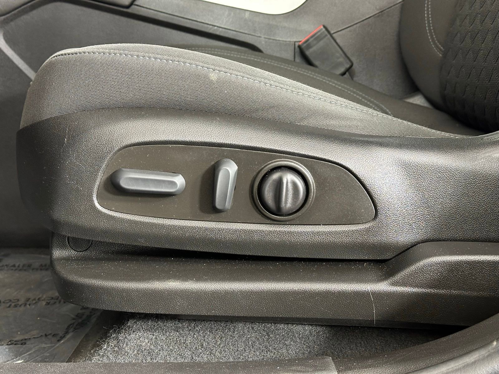 Used 2022 Chevrolet Blazer LT w/ Redline Edition AWD/4WD image 7