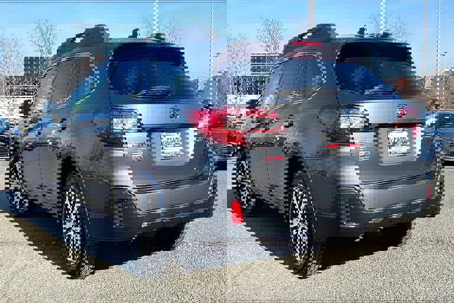 Used 2018 Subaru Outback 2.5i Limited image 10