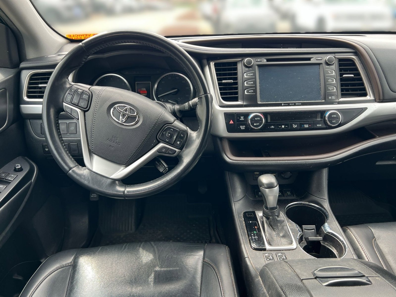 Used 2019 Toyota Highlander XLE image 17
