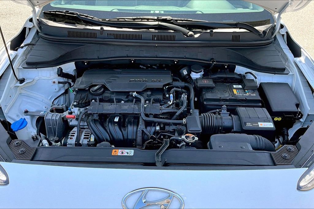 Used 2023 Hyundai Kona SE AWD/4WD image 32