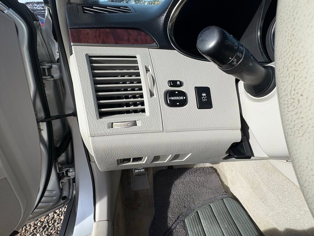 Used 2012 Toyota Avalon image 15