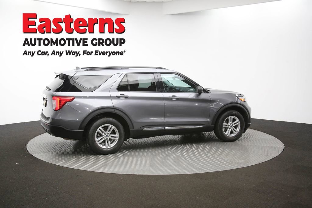Used 2022 Ford Explorer XLT image 42