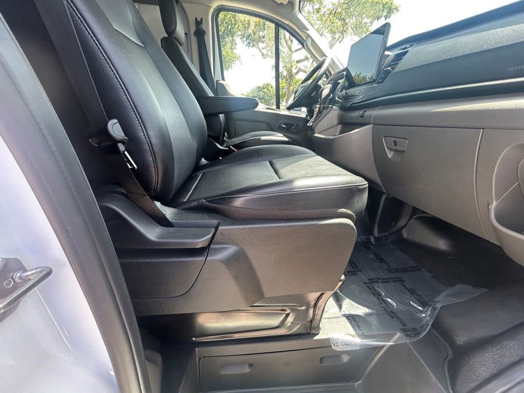 Certified 2024 Ford Transit 350 Low Roof image 24