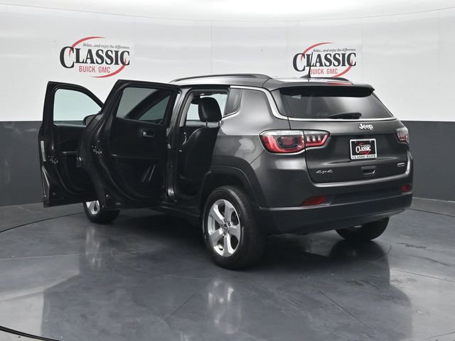 Used 2020 Jeep Compass Latitude w/ Cold Weather Group image 33
