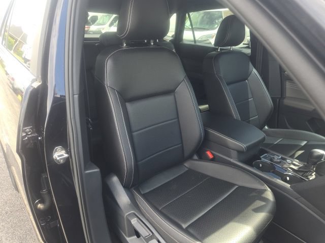 Used 2023 Volkswagen Atlas Cross Sport SE w/ Black Wheel Package AWD/4WD image 21