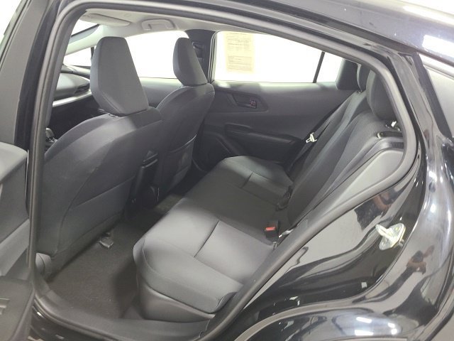 Certified 2025 Toyota Prius LE FWD image 14